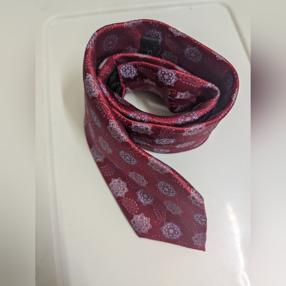 Canali Mens Floral Silk Red Tie - Picture 8 of 9